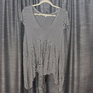 Grace & Lace Cheyenne Tee sz L